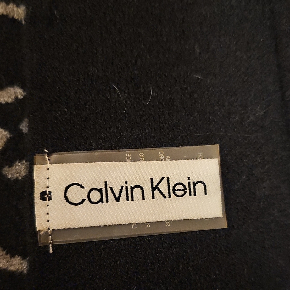 Calvin Klein Black and Gray Scarf #A9 - Picture 2 of 4